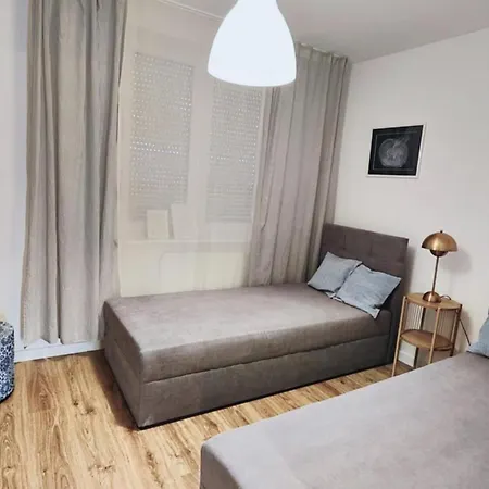 Bursztynowy 2 Pokojowy Z Ogrodzonym Tarasem Przy Nadmorskim Lesie Apartment *