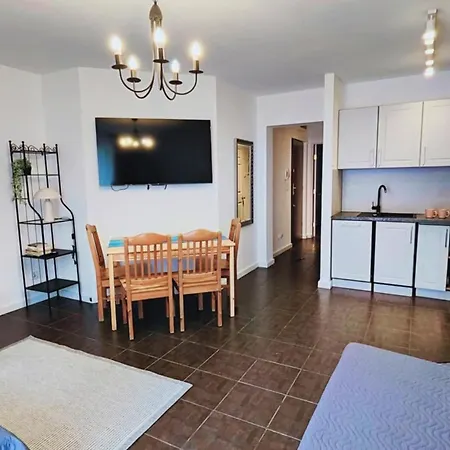 Appartement Bursztynowy 2 Pokojowy Z Ogrodzonym Tarasem Przy Nadmorskim Lesie Jantar