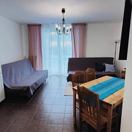 Bursztynowy 2 Pokojowy Z Ogrodzonym Tarasem Przy Nadmorskim Lesie Appartement