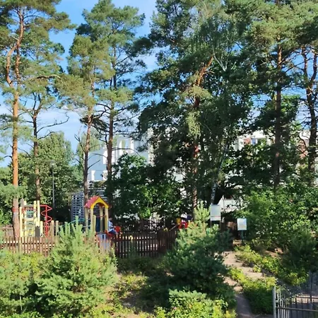 Appartement Bursztynowy 2 Pokojowy Z Ogrodzonym Tarasem Przy Nadmorskim Lesie