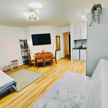 Bursztynowy 2 Pokojowy Z Ogrodzonym Tarasem Przy Nadmorskim Lesie *