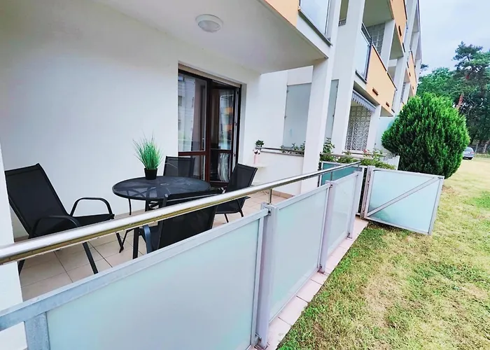 Bursztynowy 2 Pokojowy Z Ogrodzonym Tarasem Przy Nadmorskim Lesie Apartament *